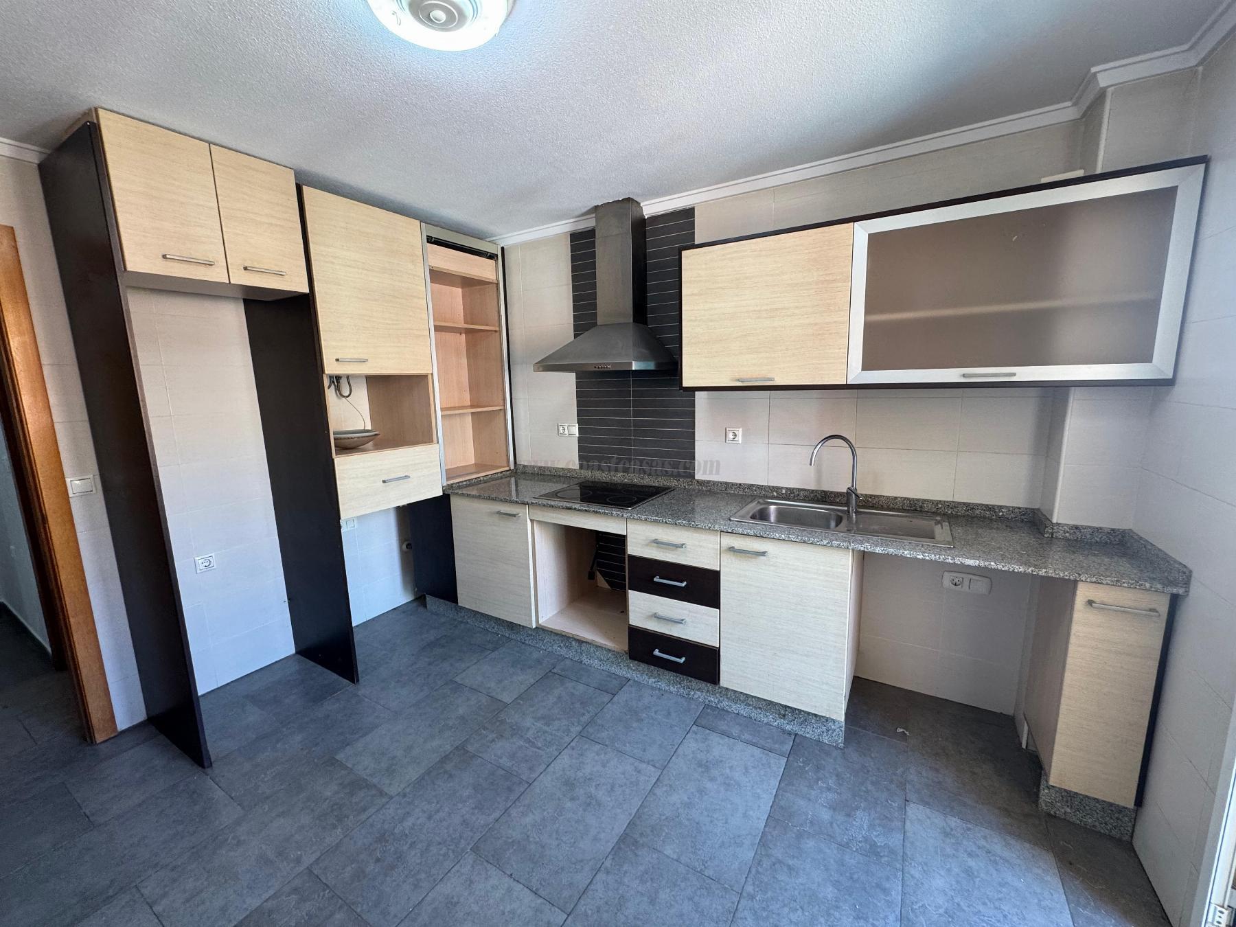For sale of apartment in Almoradí