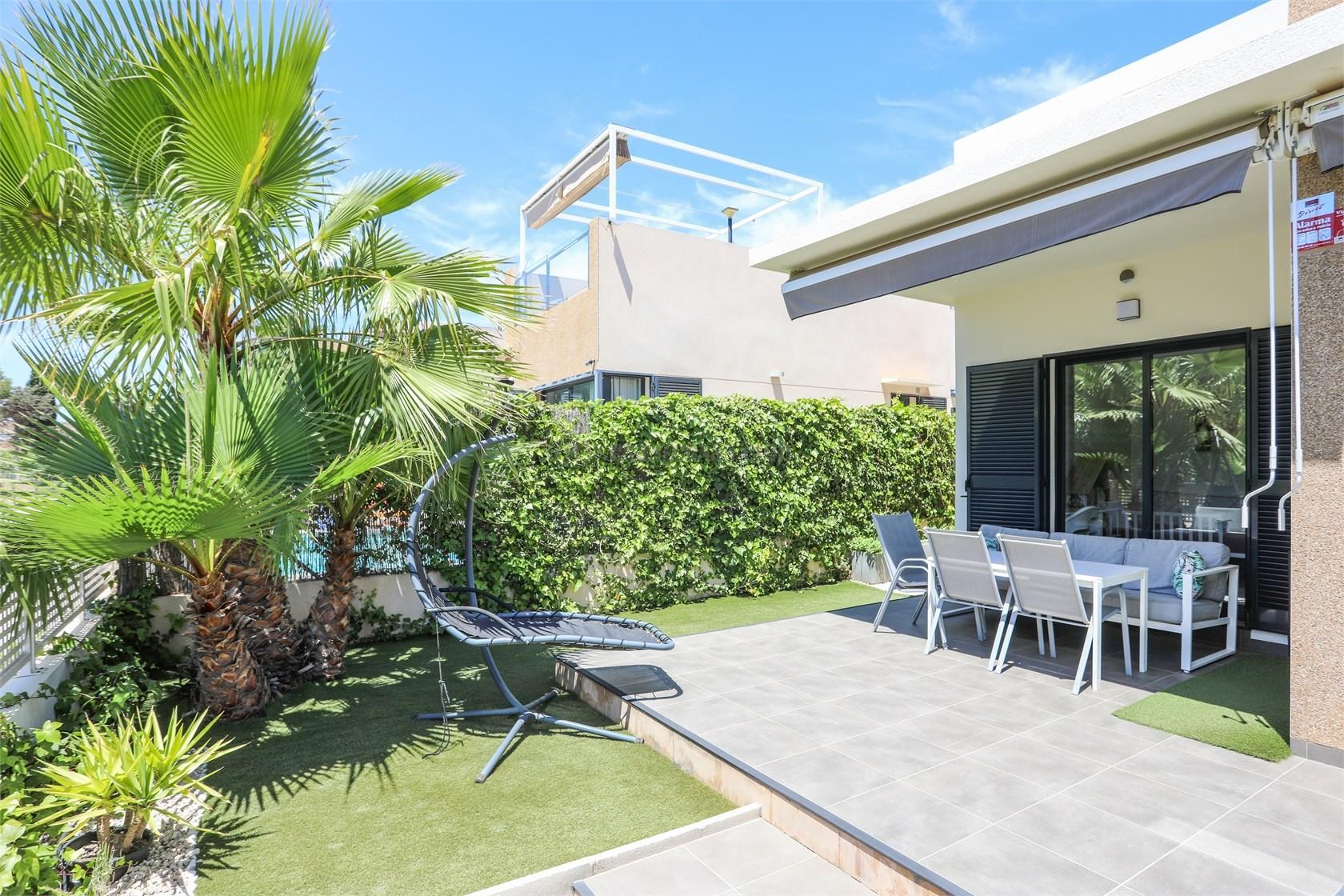 Venta de chalet en Orihuela Costa