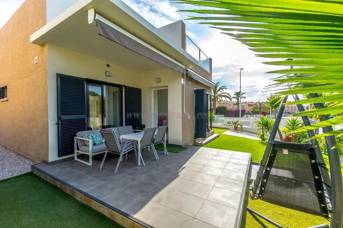 Venta de chalet en Orihuela Costa