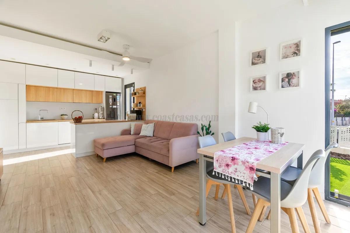 Venta de chalet en Orihuela Costa