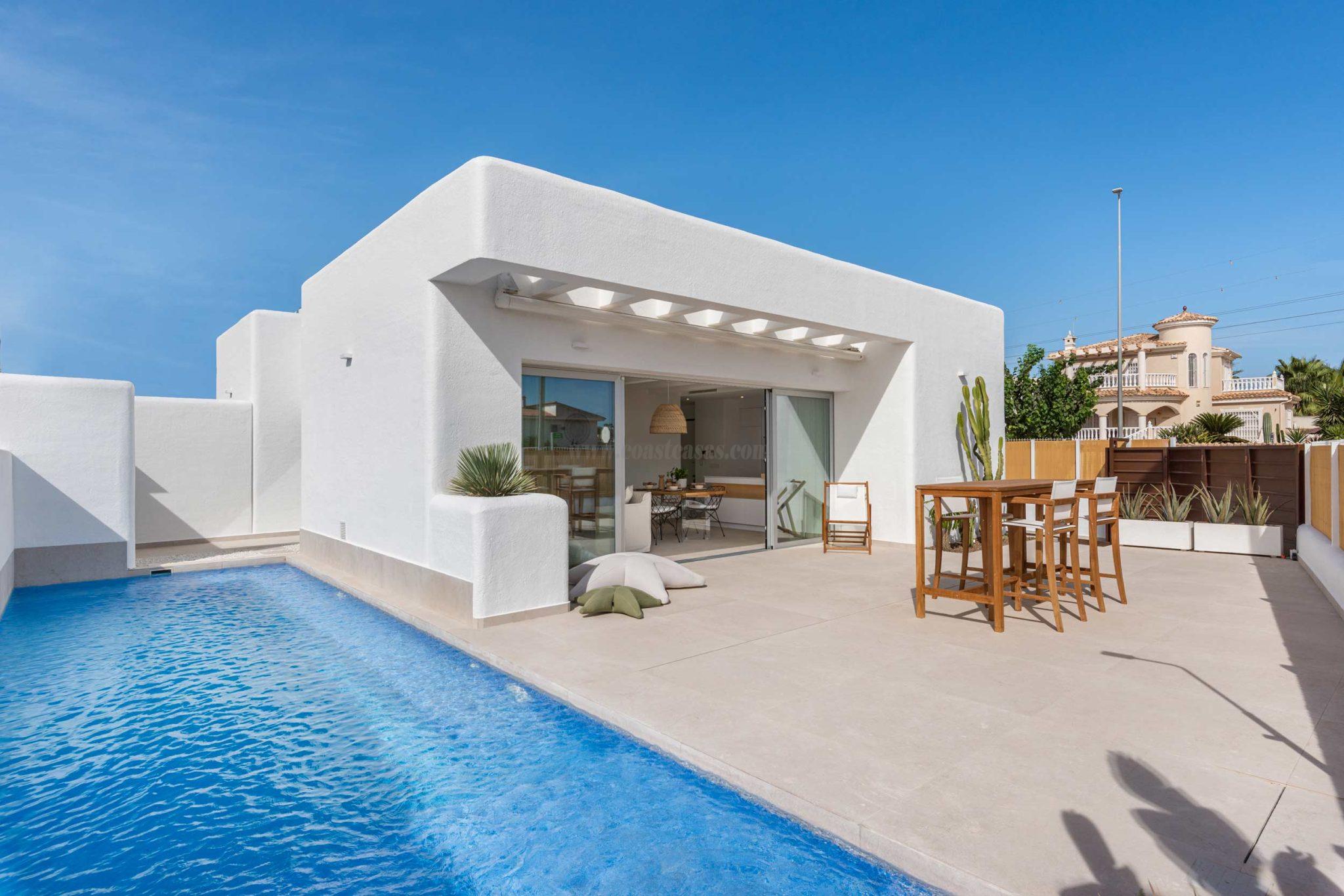 For sale of villa in Dolores