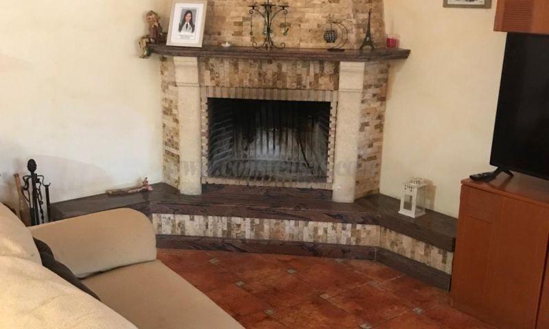 Venta de villa en Hondón De Las Nieves