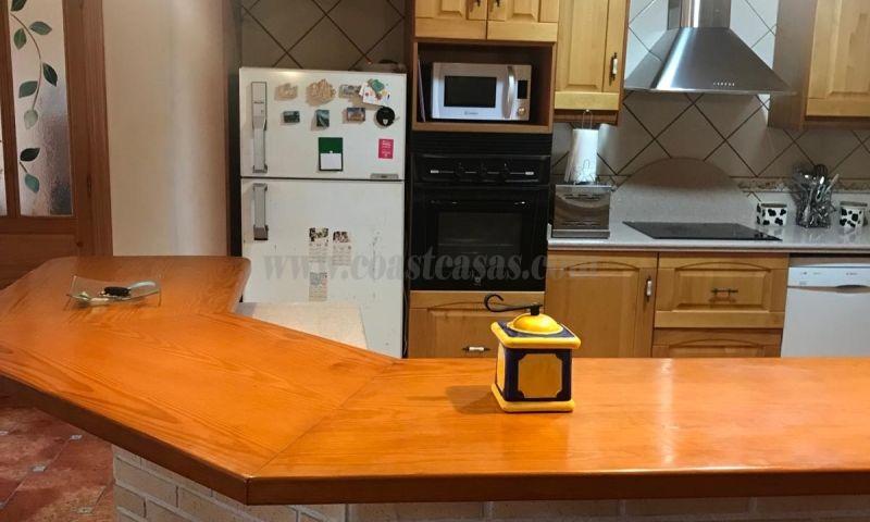 Venta de villa en Hondón De Las Nieves