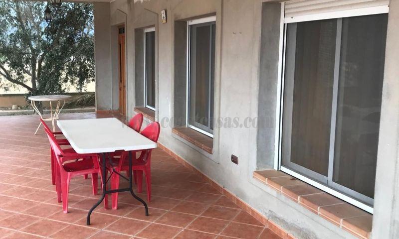 Venta de villa en Hondón De Las Nieves