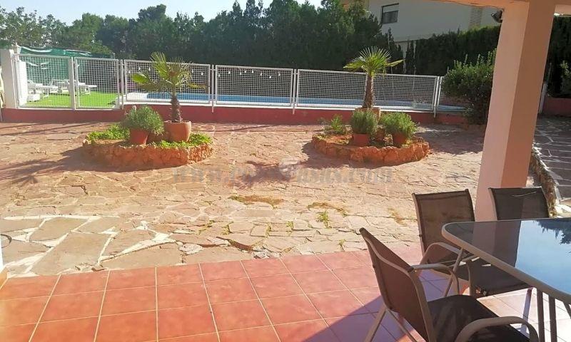Venta de villa en Gilet