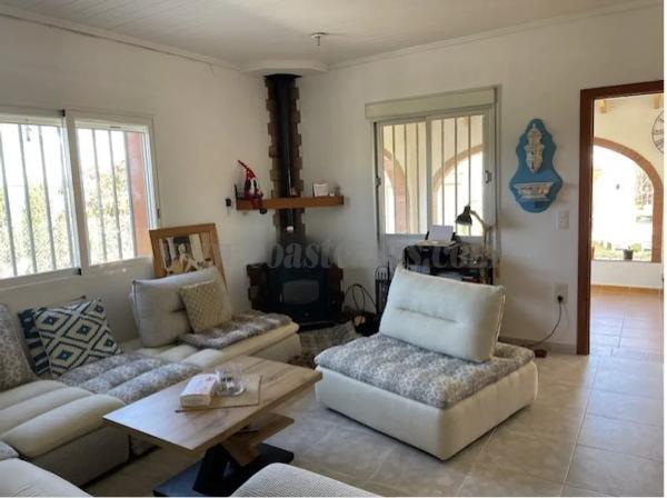 Venta de villa en Oliva