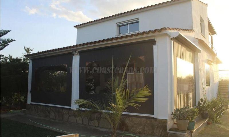 Venta de villa en Oliva