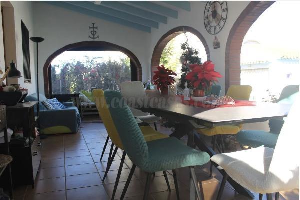 Venta de villa en Oliva