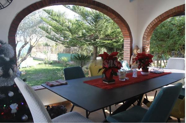 Venta de villa en Oliva