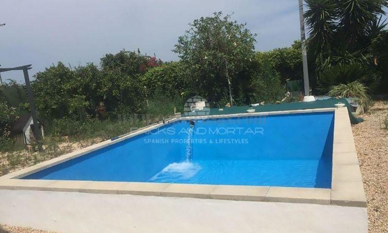 Venta de villa en Corbera