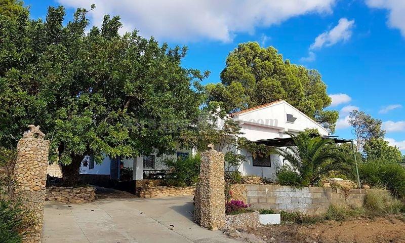 Venta de villa en Macastre