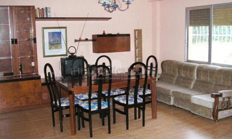 Venta de villa en Montserrat