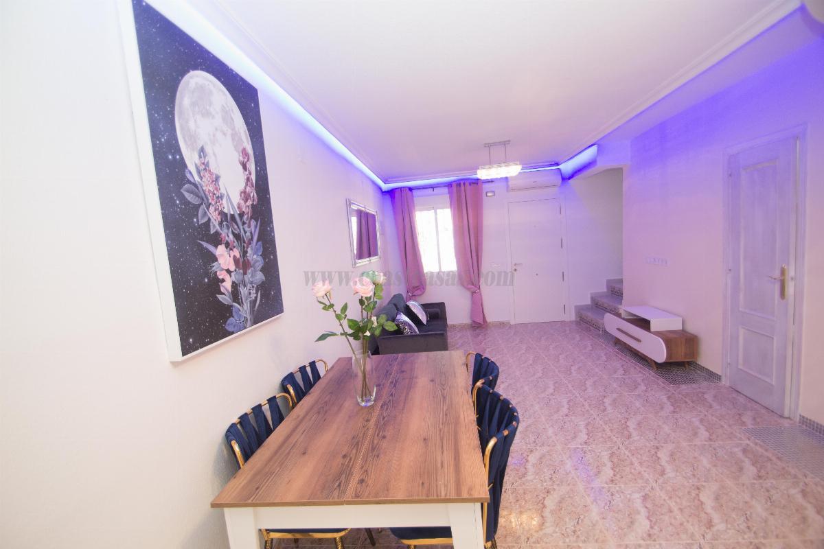 For sale of house in Orihuela Costa