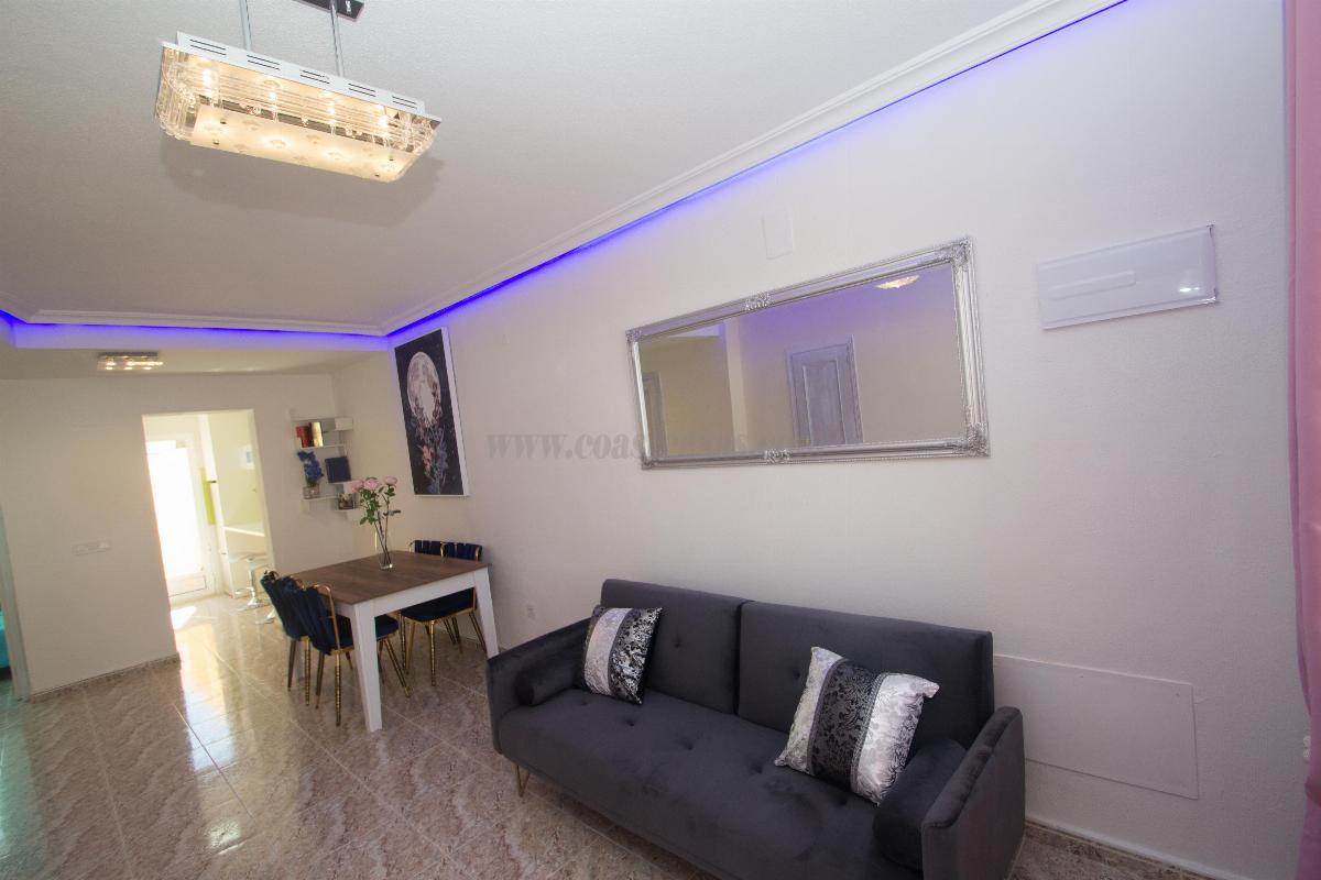 For sale of house in Orihuela Costa