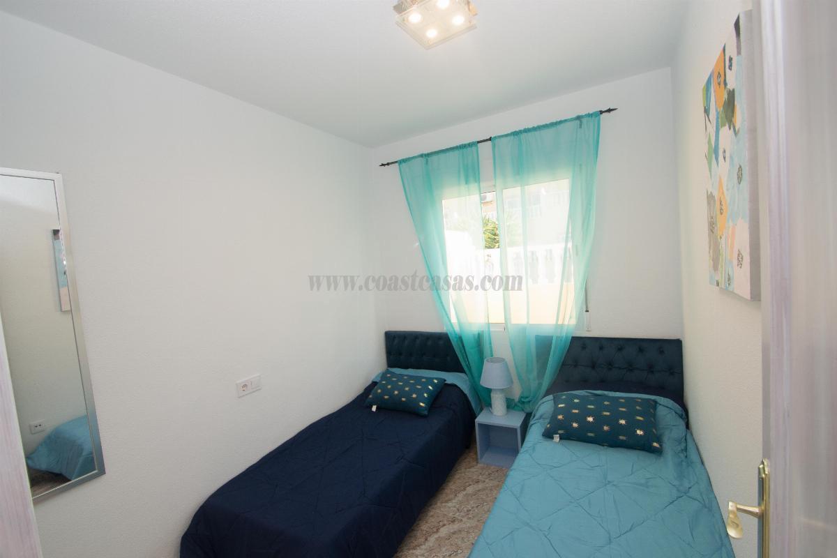 For sale of house in Orihuela Costa