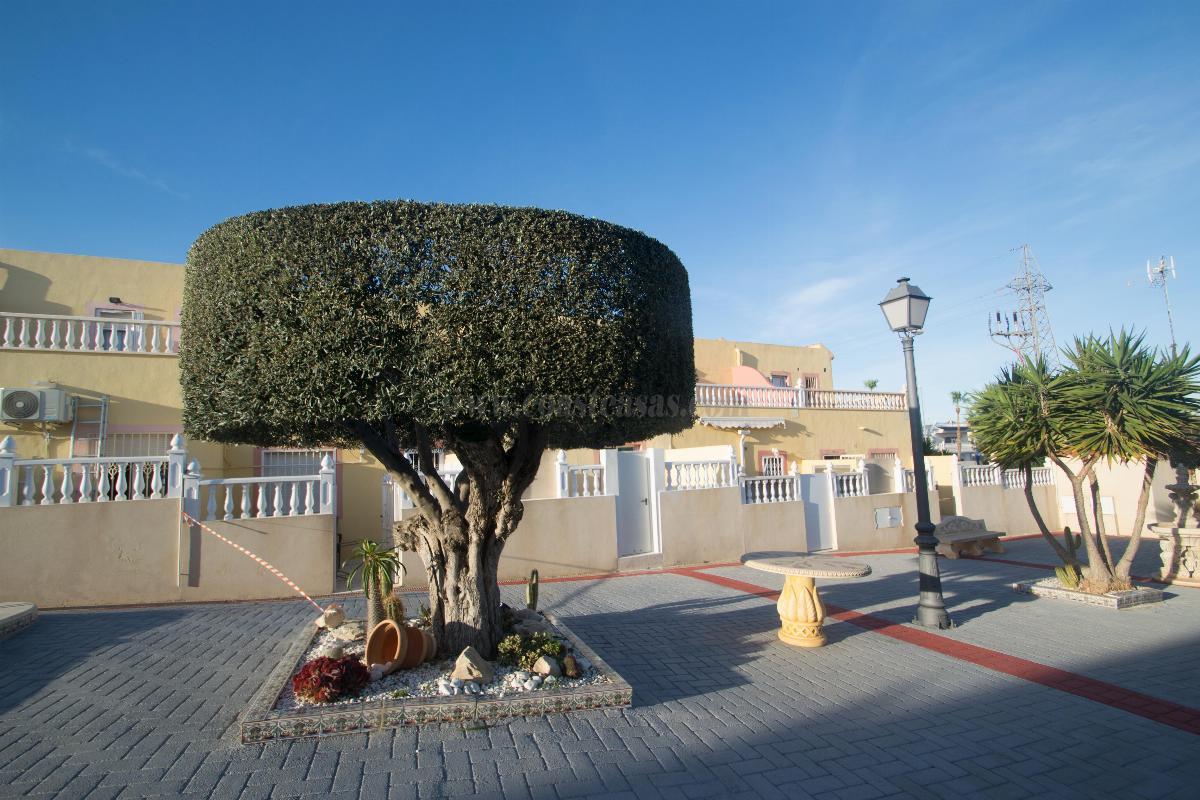 For sale of house in Orihuela Costa
