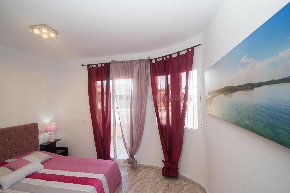 For sale of house in Orihuela Costa
