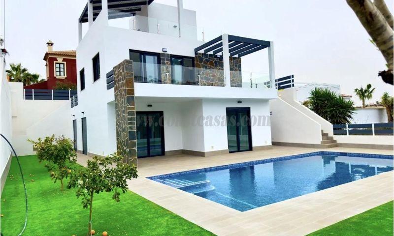 Venta de villa en Rojales