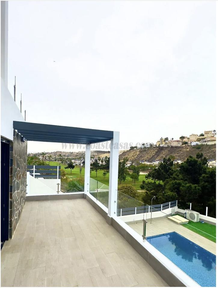 Venta de villa en Rojales