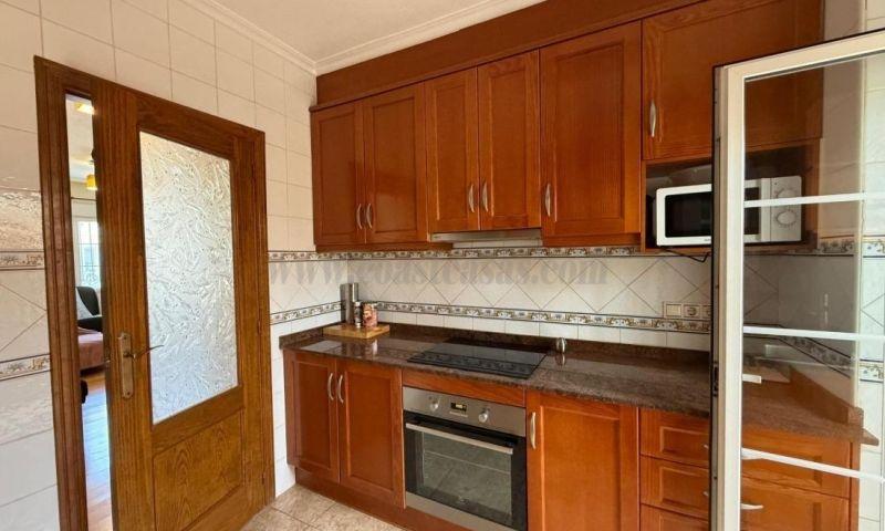 Köp av chalet i Orihuela Costa