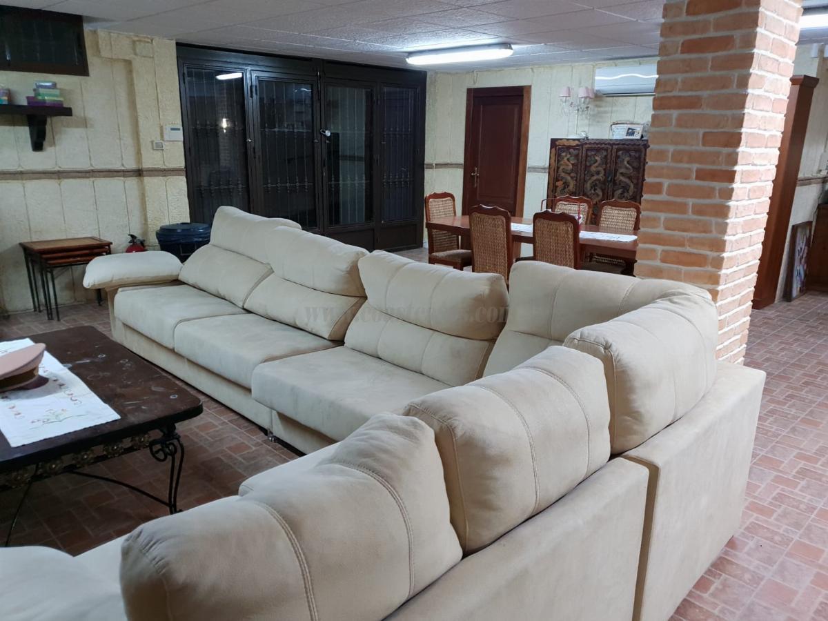 For sale of chalet in Torrevieja