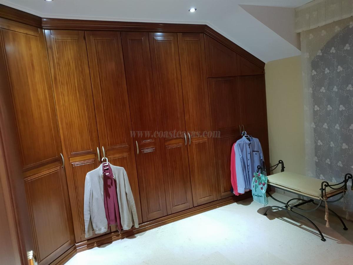 For sale of chalet in Torrevieja