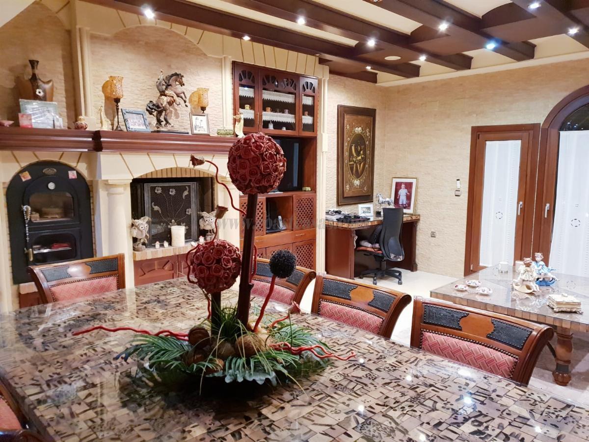 For sale of chalet in Torrevieja
