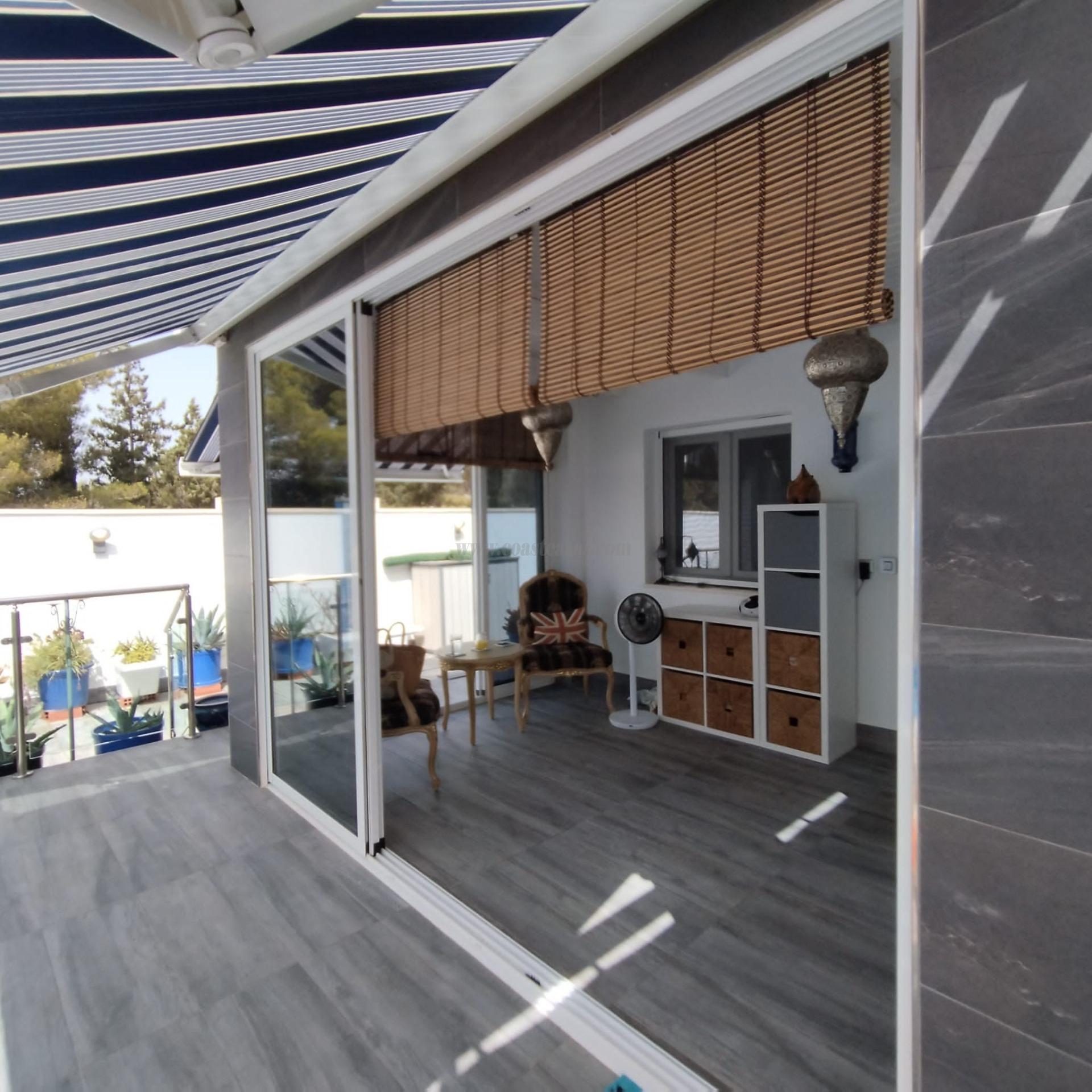 For sale of villa in Orihuela Costa