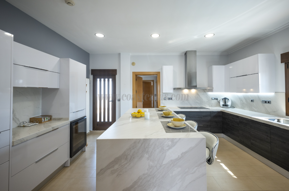 For sale of villa in Murcia