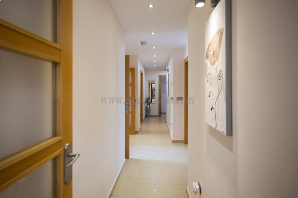 For sale of villa in Murcia