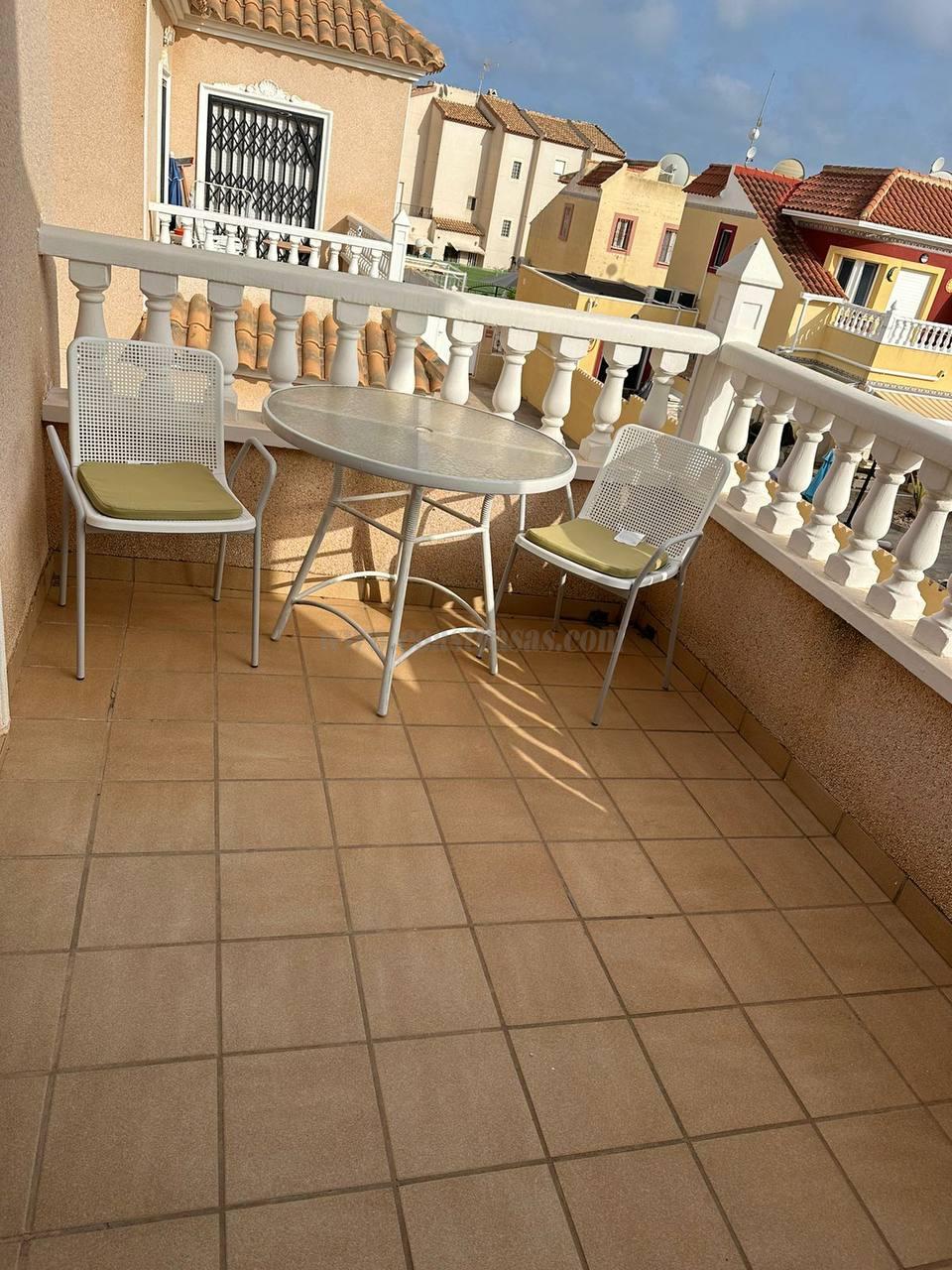 For rent of duplex in Orihuela Costa
