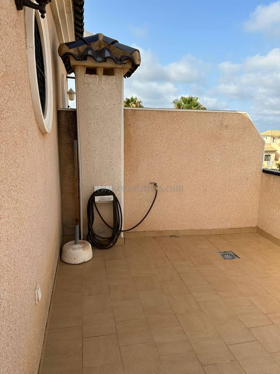 For rent of duplex in Orihuela Costa