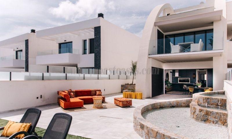 Venta de chalet en Rojales
