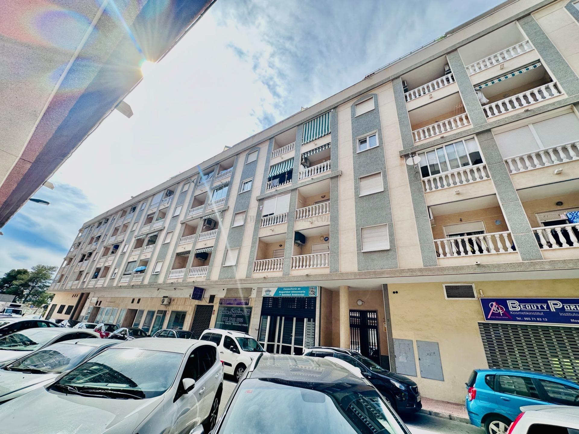 For sale of apartment in Torrevieja
