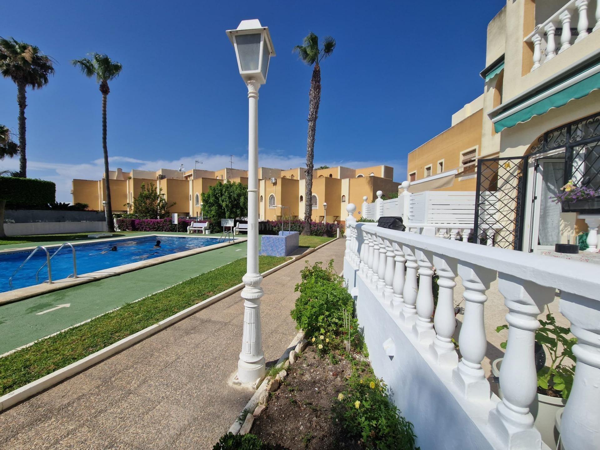 For sale of chalet in Torrevieja