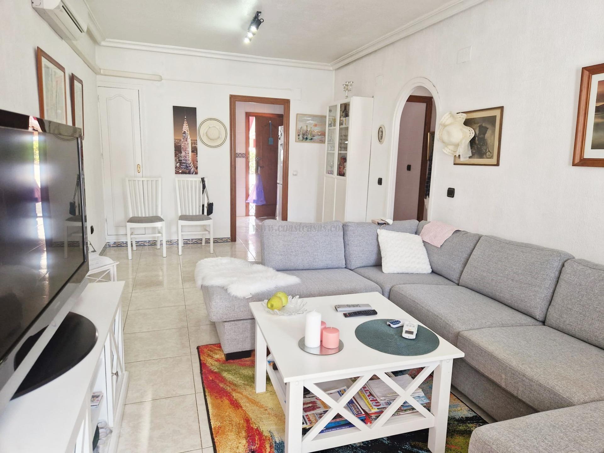 For sale of chalet in Torrevieja