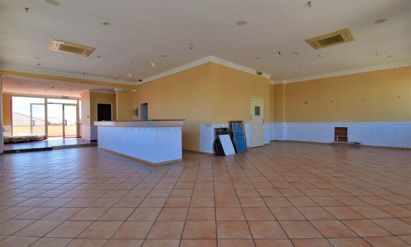 Venta de local en Orihuela Costa