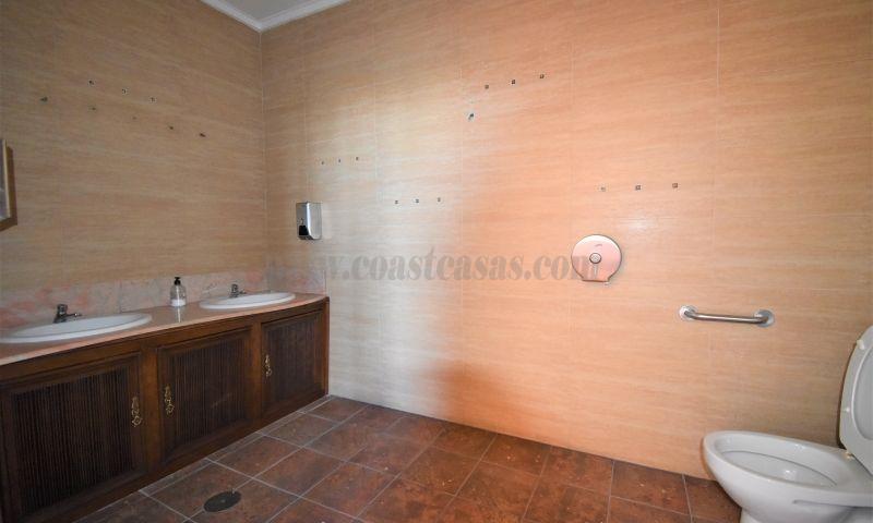 Venta de local en Orihuela Costa