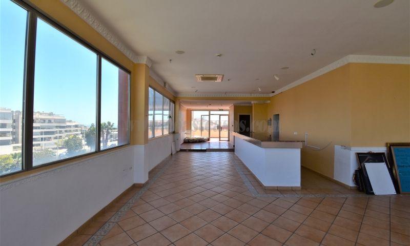Venta de local en Orihuela Costa