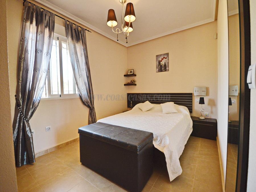 For rent of bungalow in Orihuela Costa