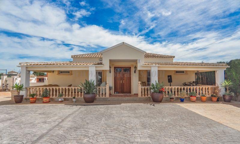 For sale of apartment in 