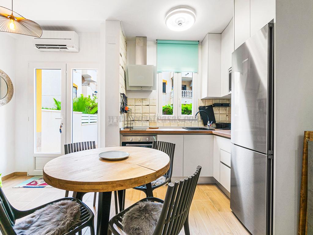 For rent of bungalow in Torrevieja