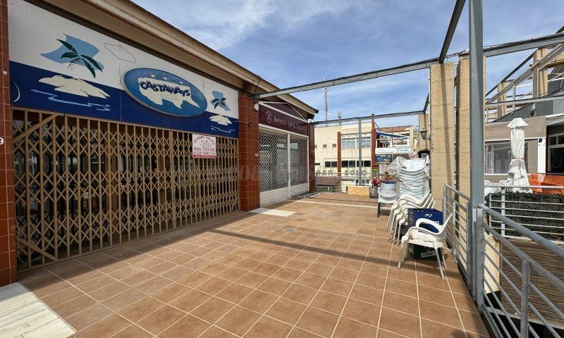 Venta de local en Orihuela Costa