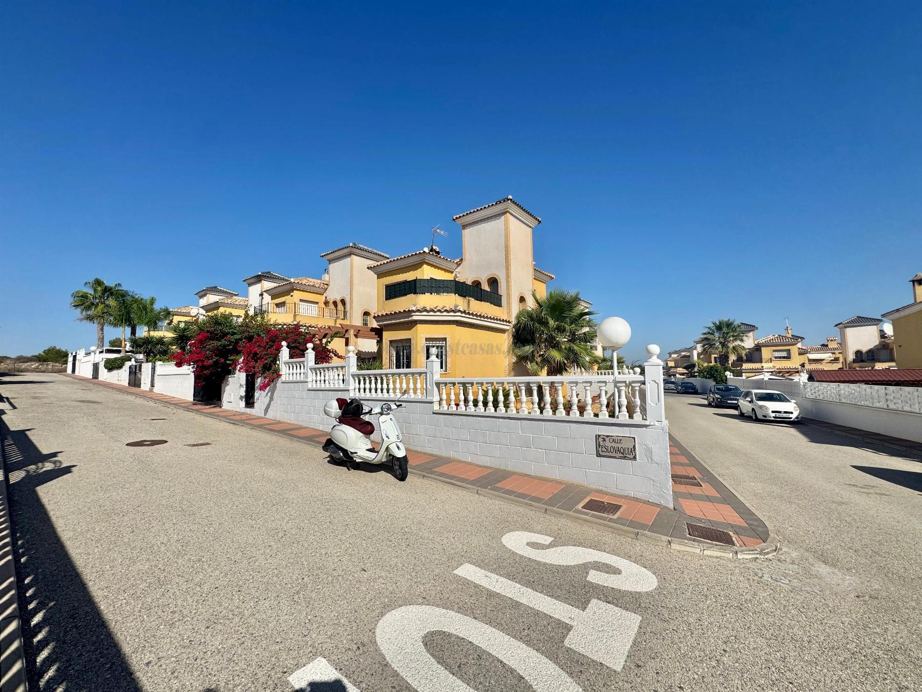 Venta de chalet en Algorfa