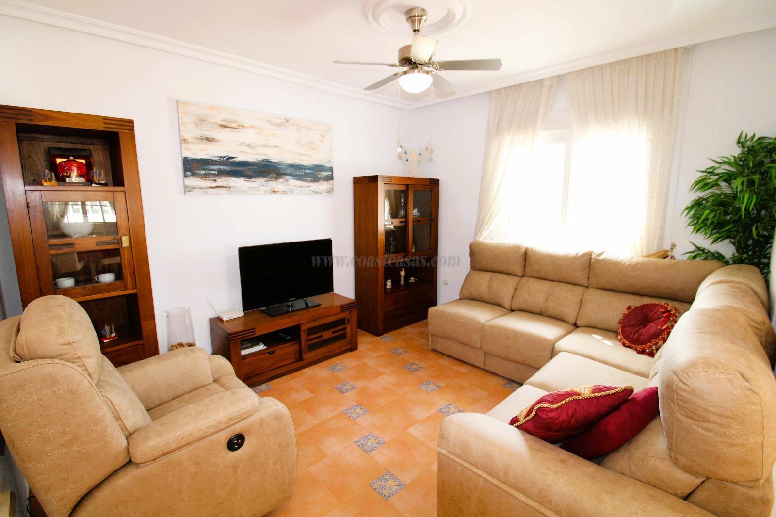 Venta de chalet en Orihuela Costa