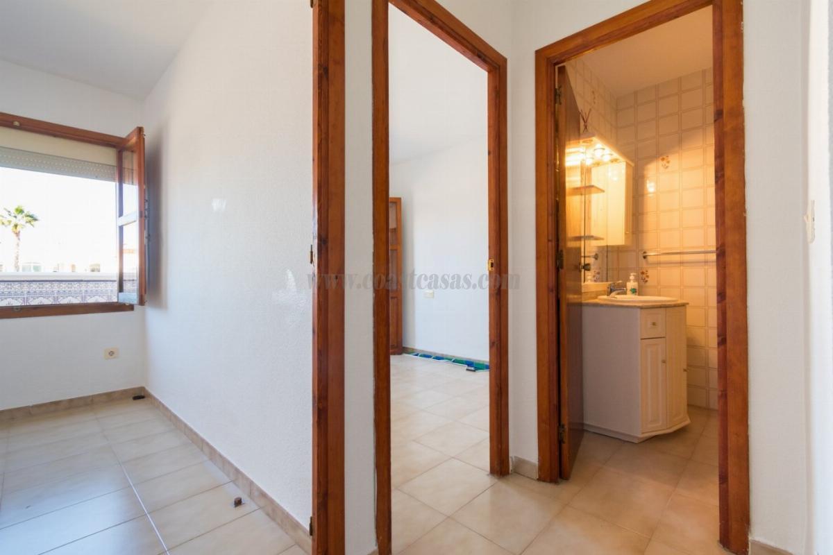 For sale of house in Orihuela Costa