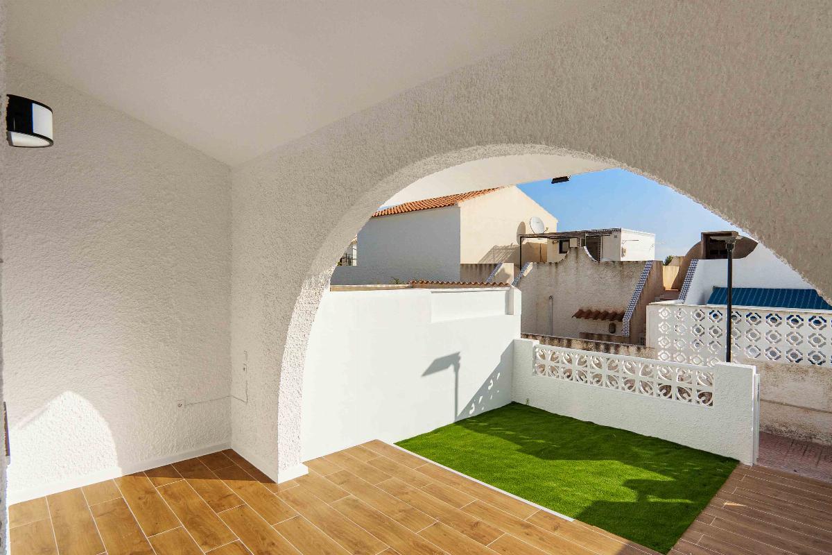 Zu verkaufen von bungalow in
 San Miguel de Salinas