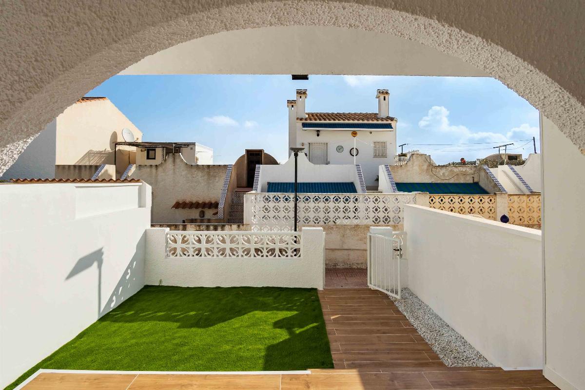 Zu verkaufen von bungalow in
 San Miguel de Salinas