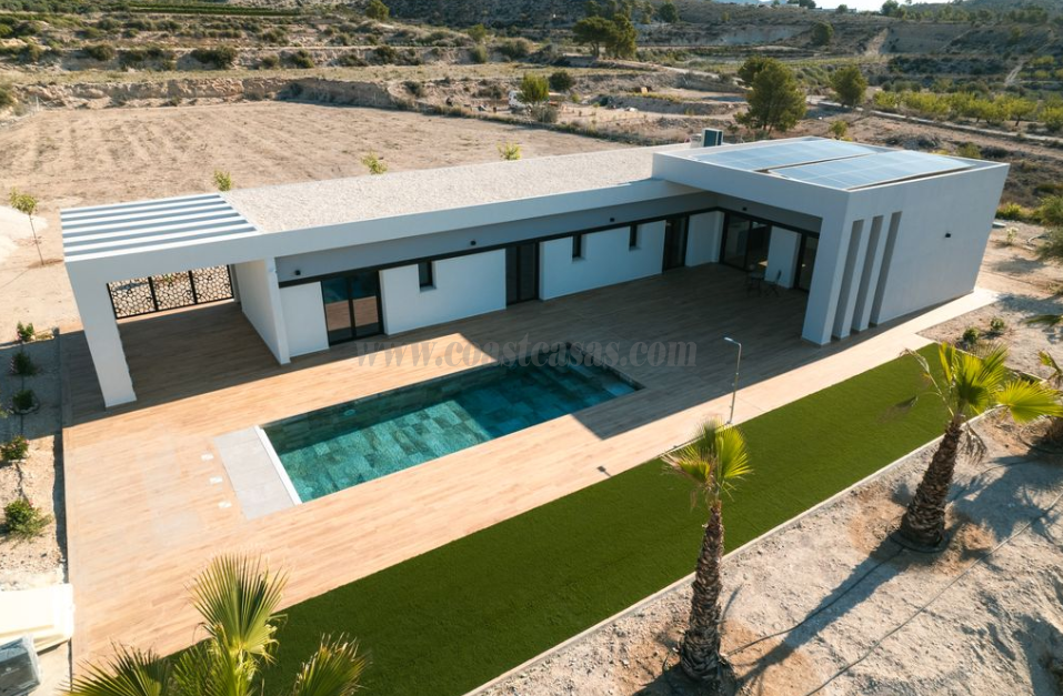 For sale of villa in Pinoso