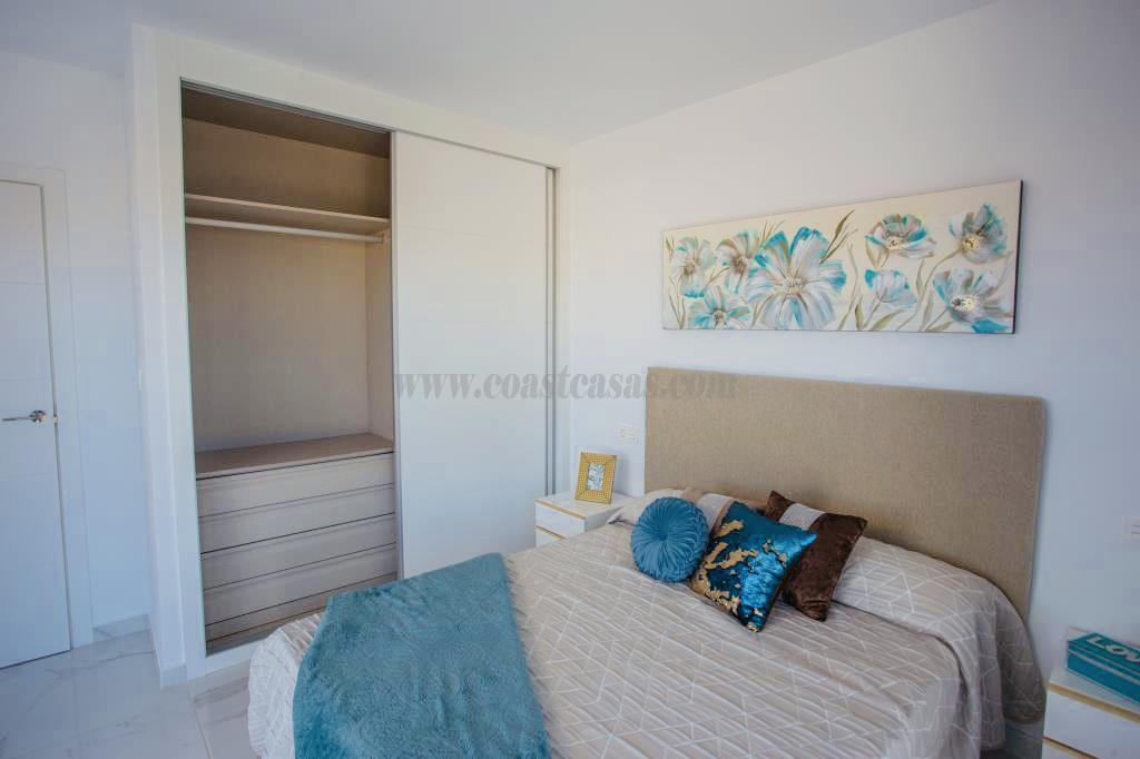 Venta de chalet en Los Montesinos